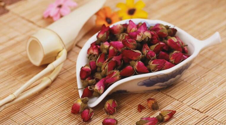 女人夏季养肝喝什么茶