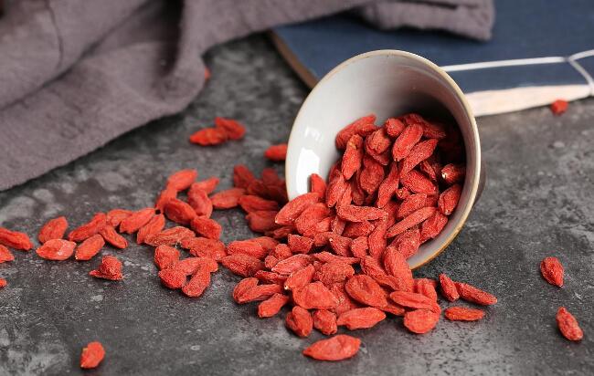 玫瑰花与什么泡水喝能养肝(2)