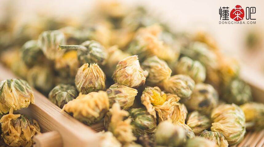 变绿的菊花茶可以喝吗