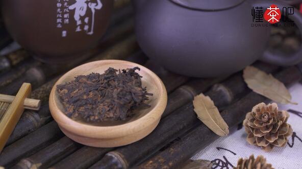 普洱茶生茶好还是熟茶好(1)