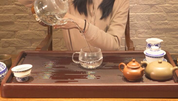 泡龙井茶的正确方法