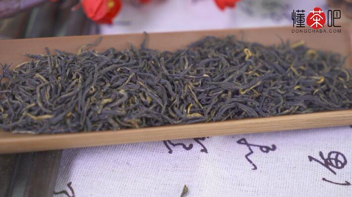 祁门红茶外形色泽特点