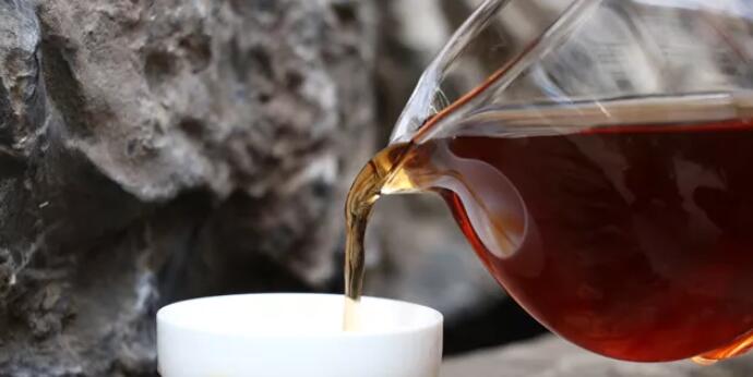 普洱生茶好还是熟茶好(1)