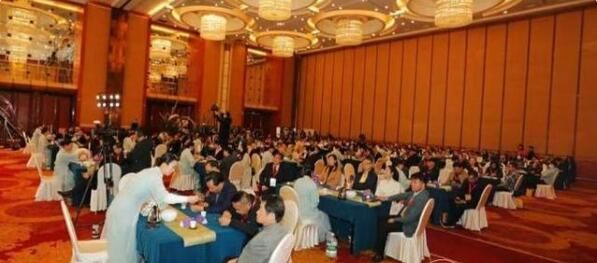 关于云南省普洱茶产业健康发展高峰会举行 打造茶叶全产业链的新闻(4)