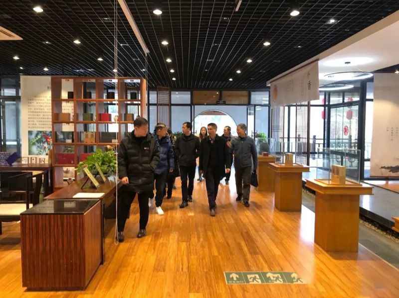 有关于赣州市茶协：深入茶企调研 谋划茶事活动的新闻(4)
