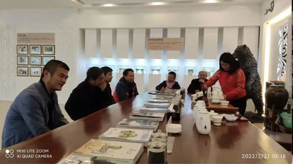 有关于茶叶所专家开展“绿色食品牌”省级产业基地建设和“10大名品”一对一服务的最新消息