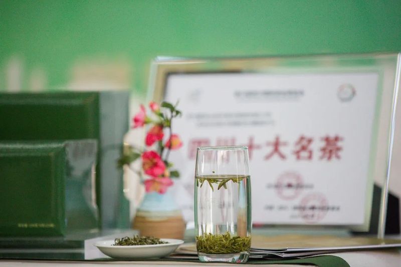 关于2022年蒙顶山茶区:第一背篓茶上市的信息(7)