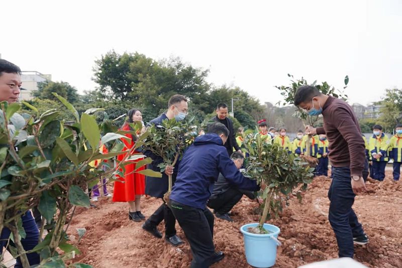 有关于共建共享茶园 助力乡村振兴——茶文化公园蒙顶山茶园植茶仪式今日成功举行的最新消息(3)
