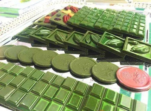 有关于走进大山里的“世界抹茶工厂”——新华社关注贵州抹茶的相关内容(7)