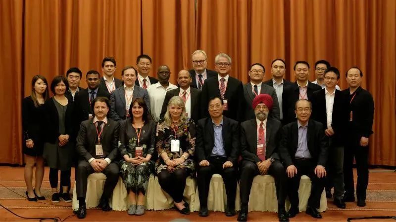 有关于一周茶事 : 倾听两会茶“声音”;全国茶产区进入春茶开采阶段的最新消息(1)