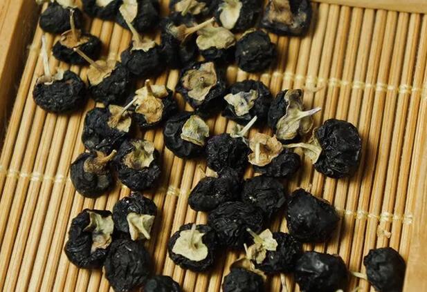 黑枸杞茶的功效(1)