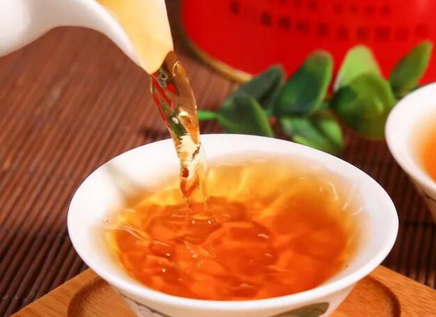 常喝红茶好还是绿茶好(2)