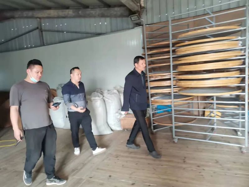 有关于市场监管开展SC取证茶企监督检查工作,重点整改未扫码交易茶青企业!的新闻