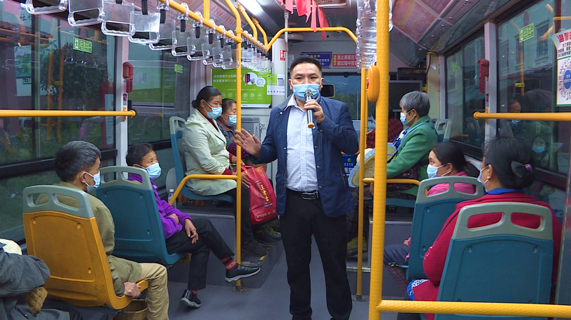 有关于湄潭这些群众坐着“专车”去采茶的信息(2)