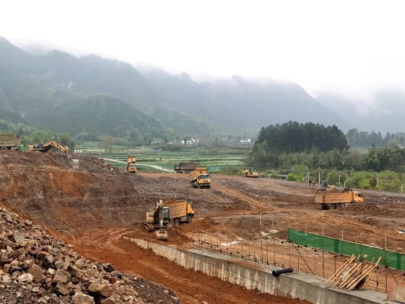 有关于湄潭有序推进茶叶加工基地项目建设的消息(4)