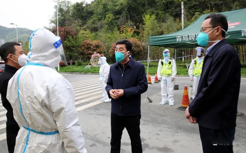 有关于紫阳县县长向德刚督导检查疫情防控和春茶生产工作的最新消息