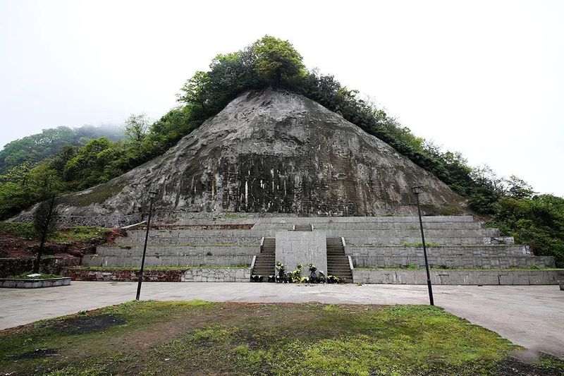 关于四川宜宾：筠连县红色茶乡旅游行的新闻(5)
