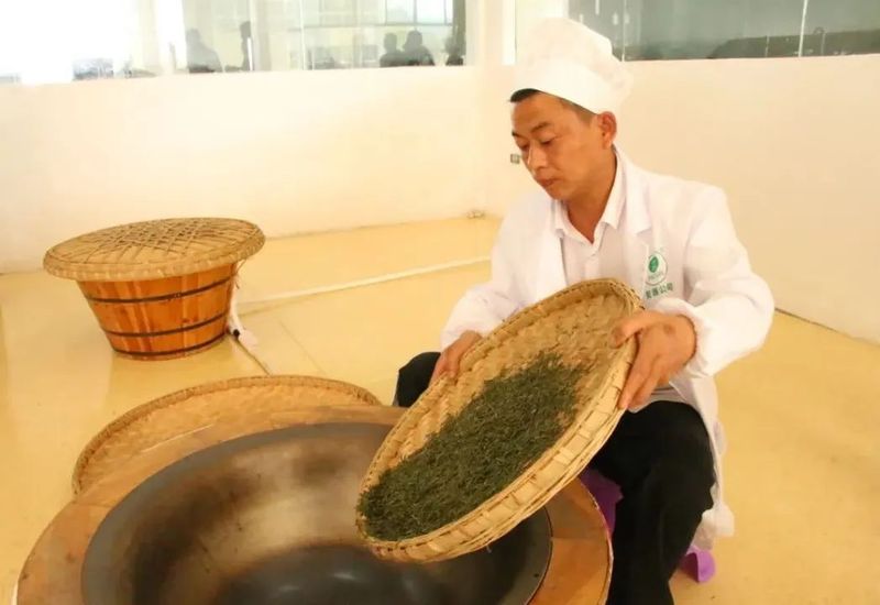 有关于印江:春茶满园香 产销忙不停的最新消息(6)