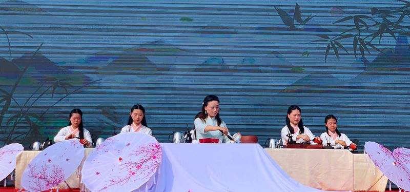 关于正是采茶时 沐川县牛郎坪春茶节启幕的信息(5)