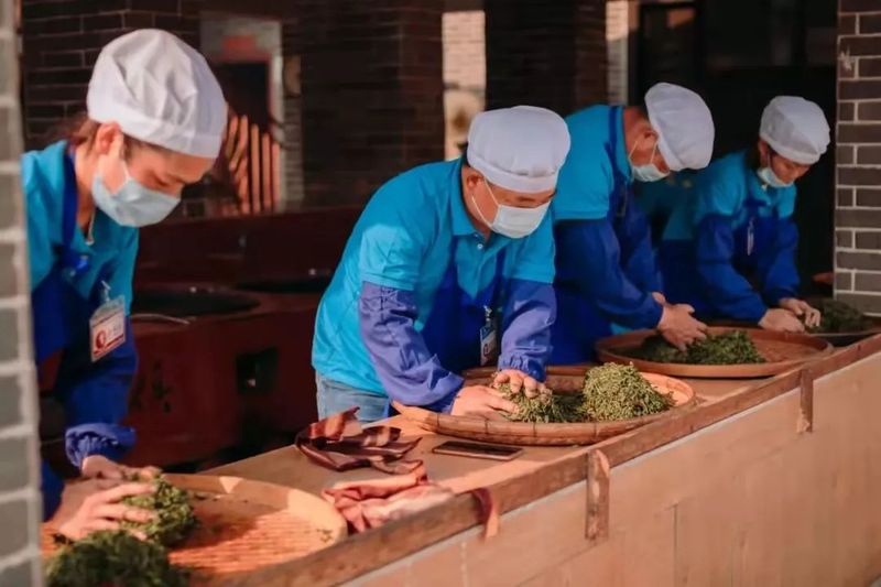 有关于苍梧县两新组织助力推动六堡茶产业发展的最新消息(2)