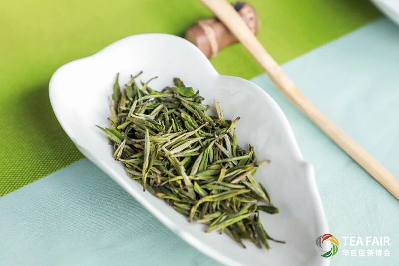 有关于全民饮茶日 ： 华巨臣武汉茶博会“十进”系列活动隆重举行！的新闻(2)