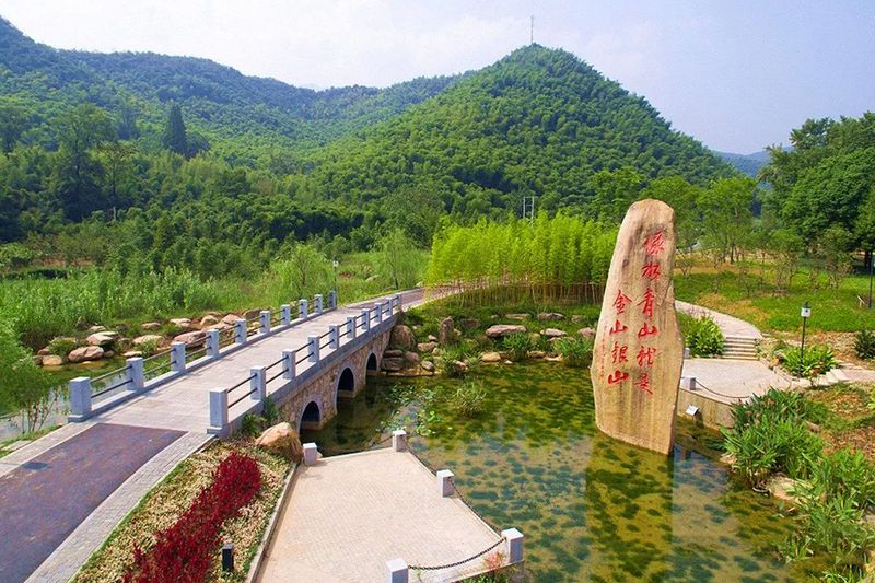 关于百条红色茶乡旅游精品路线，浙江安吉：“醉美两山路·安吉白茶香”红色旅游精品路线的信息(2)