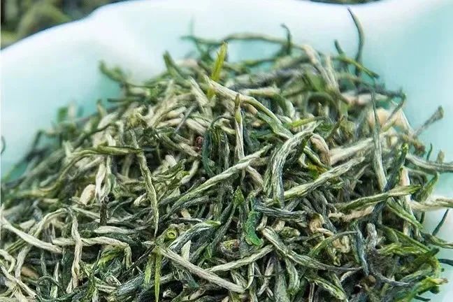有关于茶香四溢的湖北出了两件大事：产量跃居中国第二；有了自己的代言茶礼——还可读、可听的相关信息(18)