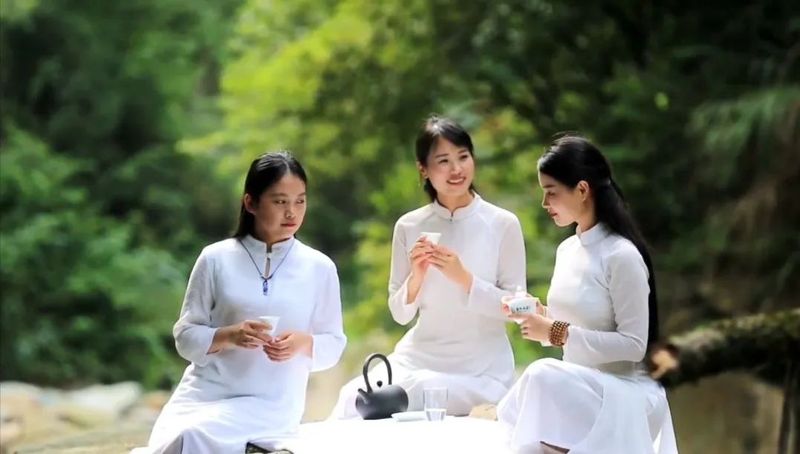 有关于黔东南州首届最美茶艺师评选结果“出炉”的消息(2)