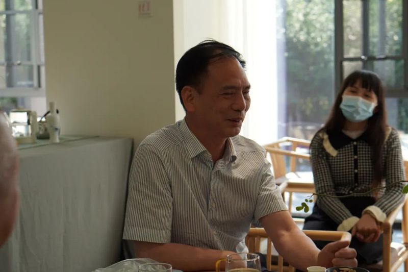 有关于世界茶文化著名学者孙前莅临茶文化公园，共襄世界茶文化品牌打造的新闻(3)