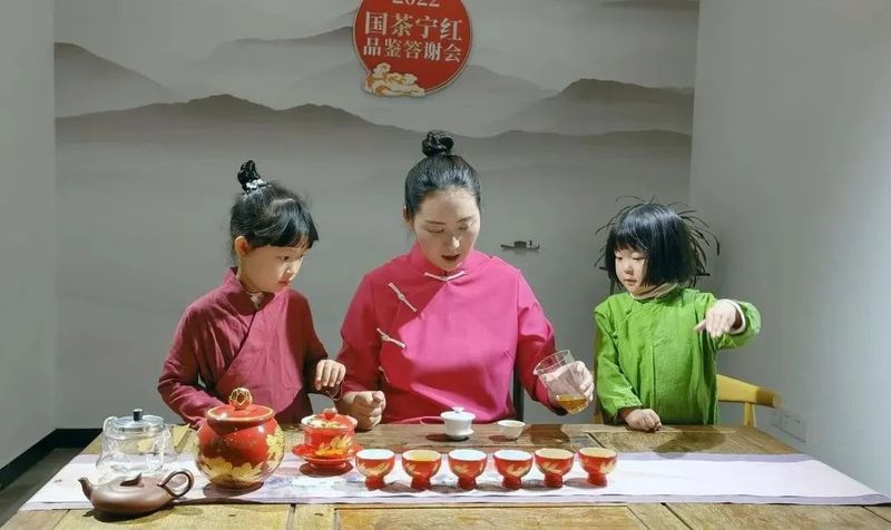 关于光影之美 为茶赋魂，九江茶市开展摄影采风活动的消息(2)