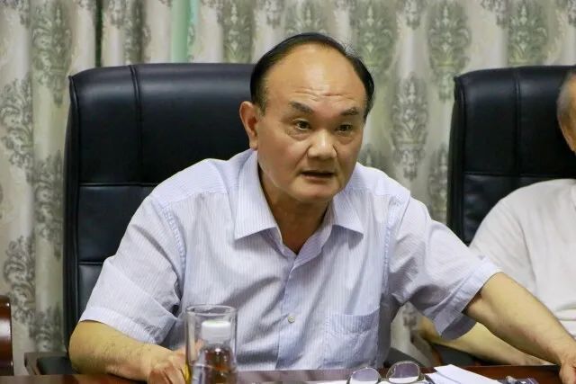 关于新宁县舜皇山野生茶种质资源保护利用座谈论证会在长沙举行的内容(5)
