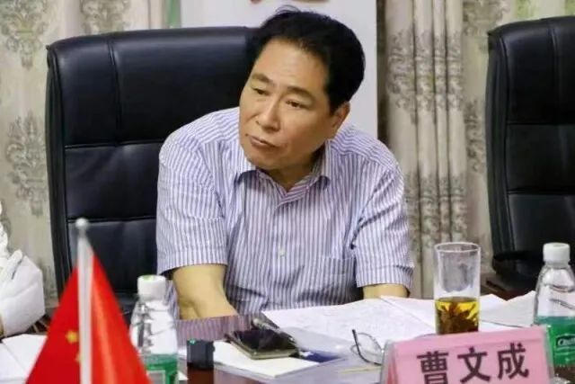 关于新宁县舜皇山野生茶种质资源保护利用座谈论证会在长沙举行的内容(4)