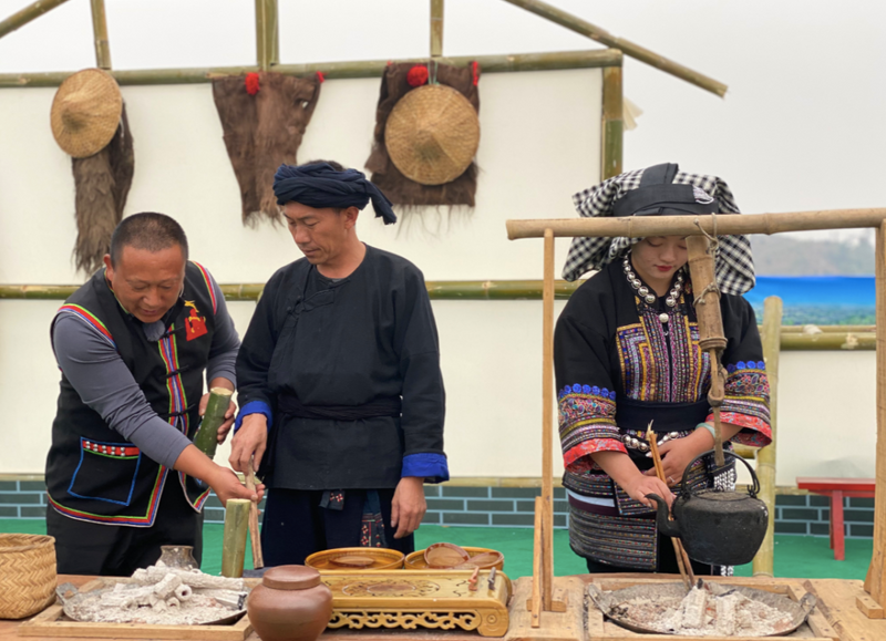 有关于彝族支系俐侎人“祭茶祖”的最新消息(1)