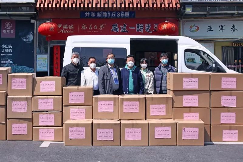 有关于“茶叶合格率99%”“福鼎伏季休茶”“武夷山无人机运春茶”“湄潭茶叶出口额超1000万”的最新消息(6)