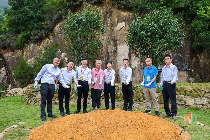 有关于潮州凤凰单丛茶太空茶种“回家”种植,为我国目前驻留太空时间最长茶种的资讯(1)