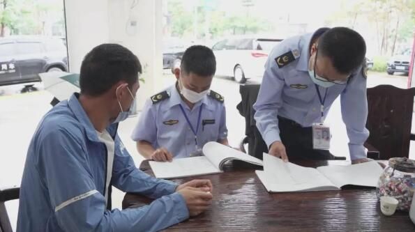 关于 西双版纳州重拳整治普洱茶网络直播营销乱象的资讯(4)
