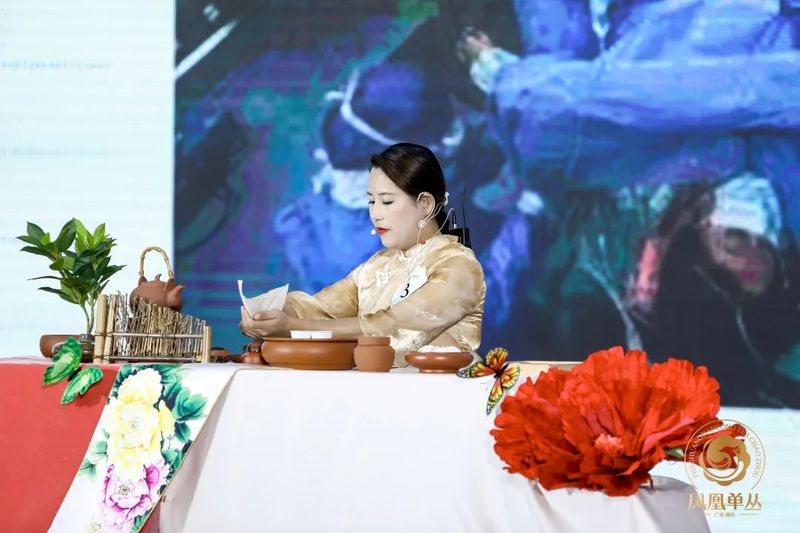 有关于工夫之争，巅峰对决 ： 2022潮州工夫茶冲泡大赛金泡手诞生！的相关信息(9)
