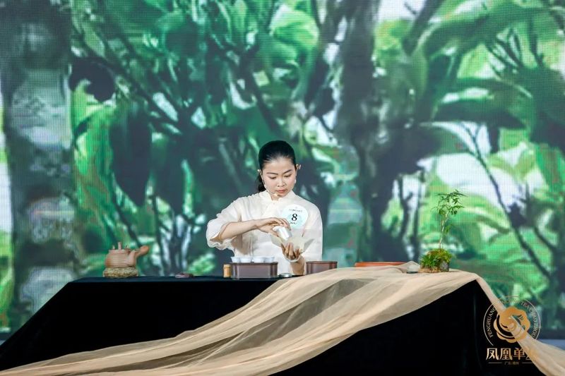有关于工夫之争，巅峰对决 ： 2022潮州工夫茶冲泡大赛金泡手诞生！的相关信息(14)