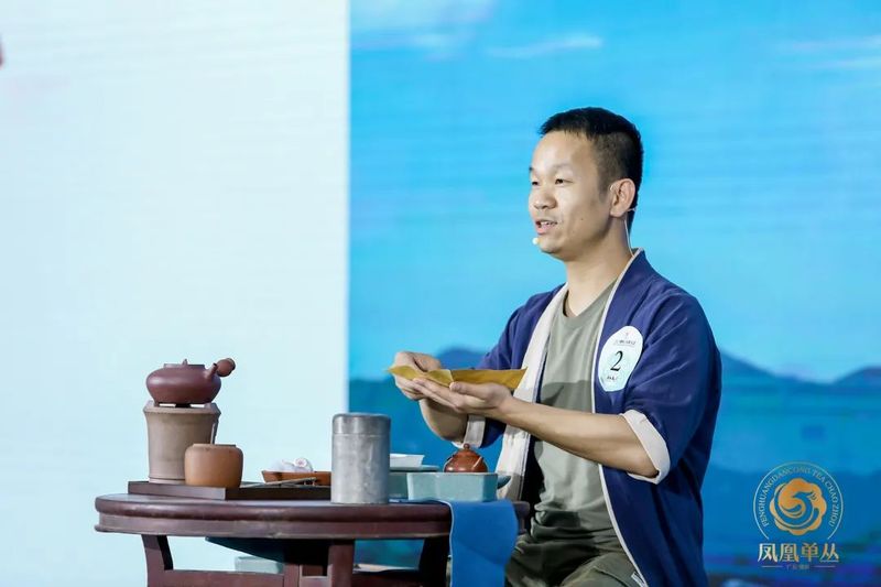 有关于工夫之争，巅峰对决 ： 2022潮州工夫茶冲泡大赛金泡手诞生！的相关信息(8)