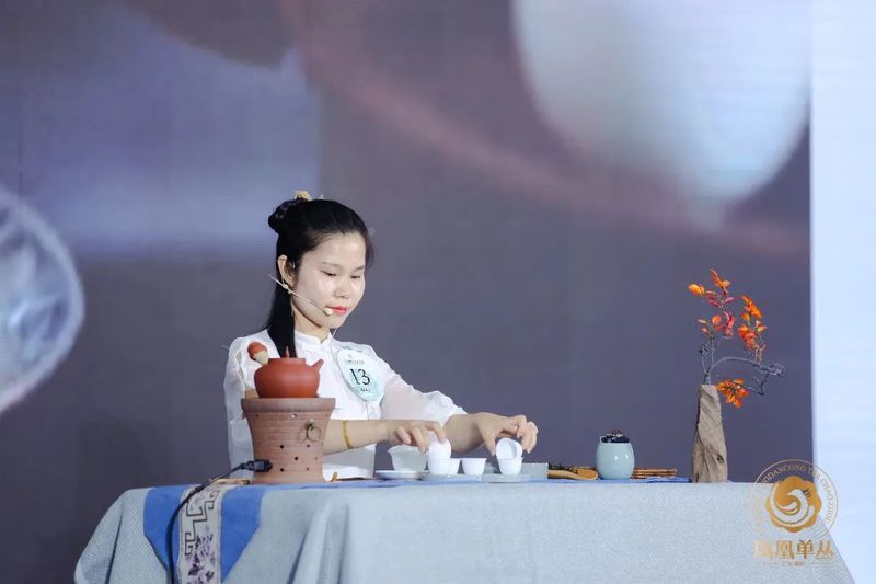 有关于工夫之争，巅峰对决 ： 2022潮州工夫茶冲泡大赛金泡手诞生！的相关信息(19)