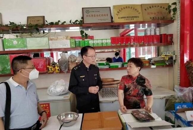 关于严禁销售“三无”茶叶，济南槐荫区开展茶叶市场专项检查的新闻(1)