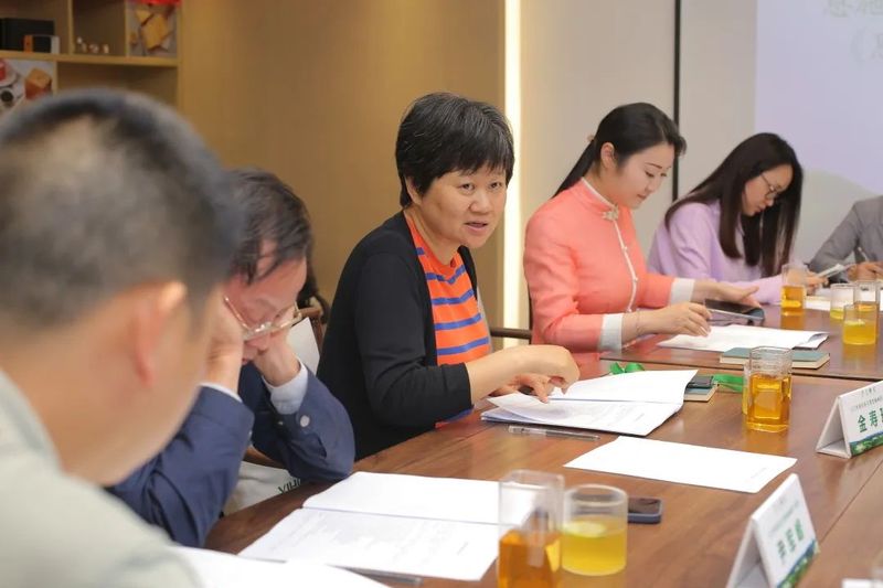 关于“恩施新茶饮制作规范团体标准”顺利通过专家评审会的信息(3)