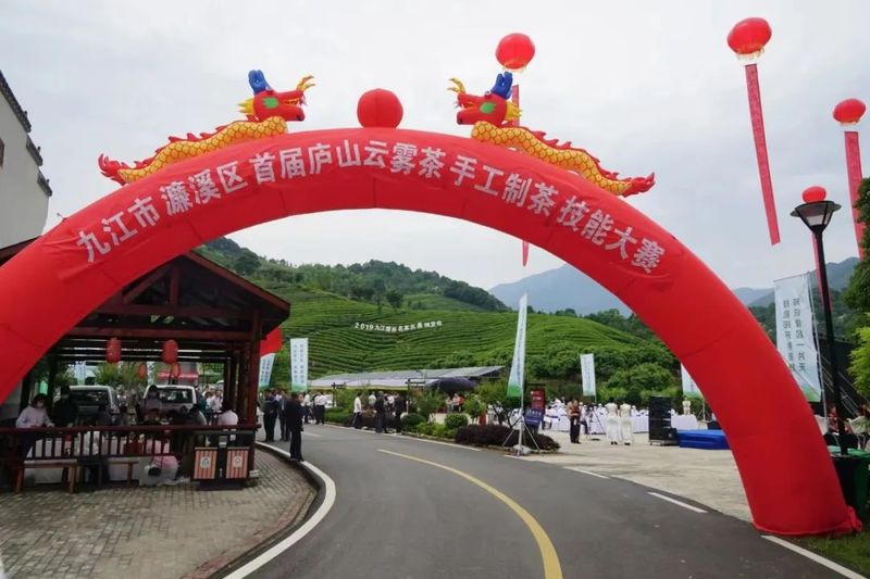 关于赣茶·快讯,手工制茶 是情怀 亦是匠心传承的内容