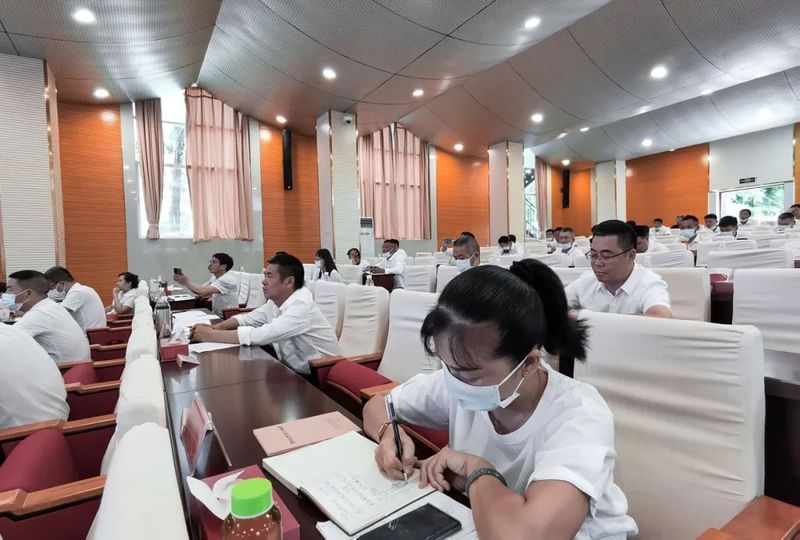 有关于普洱市建设“两示范一胜地”——发展普洱茶第一支柱产业专题培训班成功举办的资讯(33)