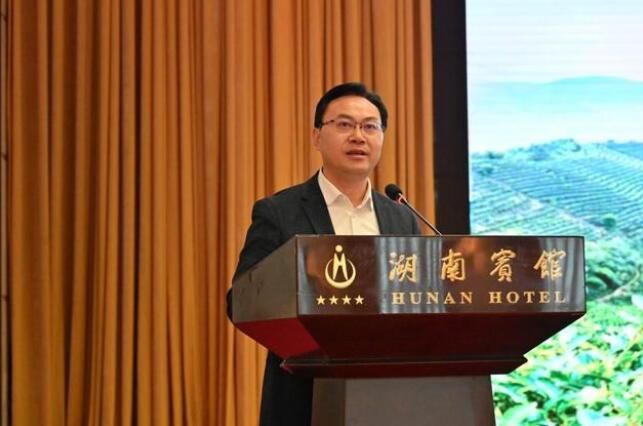 有关于“文化”“科技”双轮驱动,湘茶产业产值突破千亿大关的消息(2)