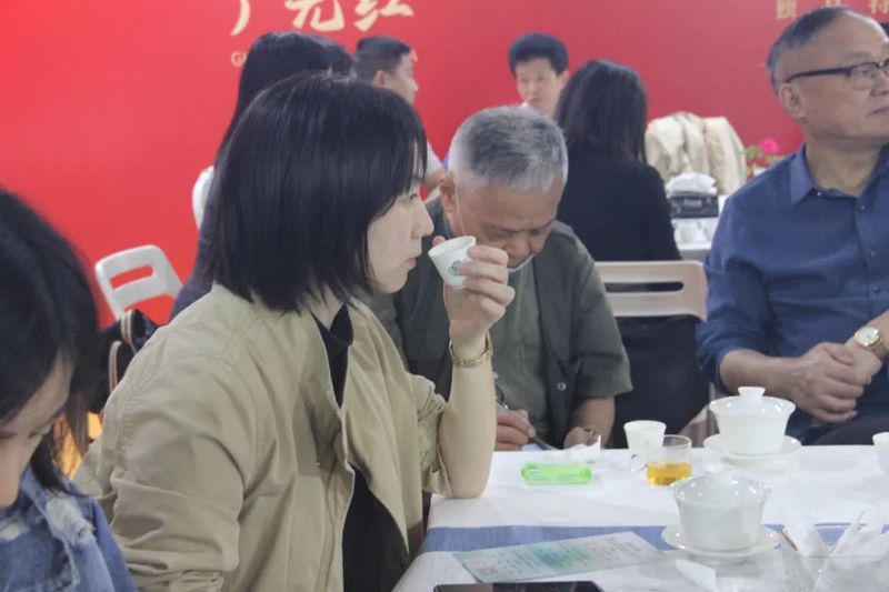 关于国际茶日专场品茗会 最爱一杯米仓山茶的信息(7)