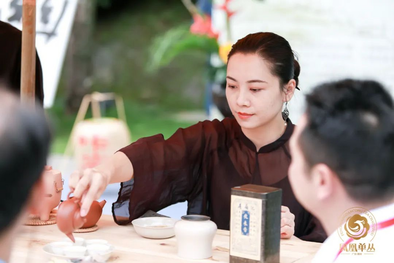 有关于围炉观茶·工夫雅集活动在韩文公祠精彩上演！的内容