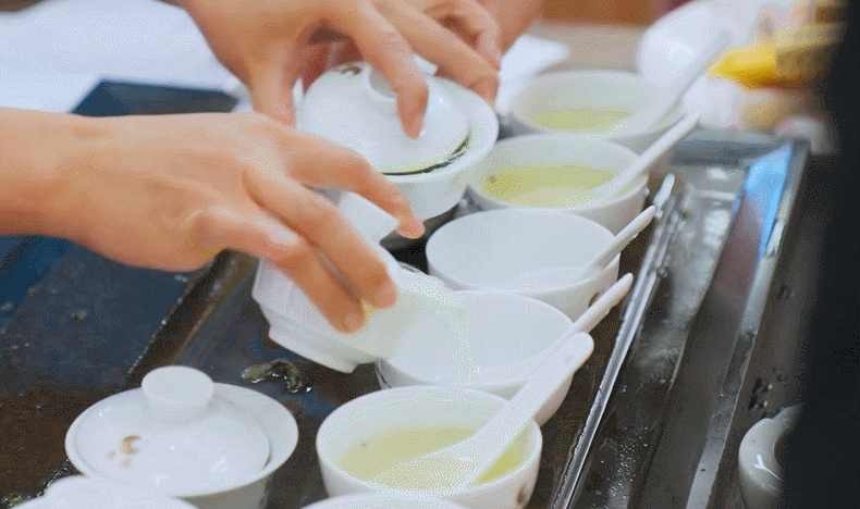 有关于“王”的盛宴！18万“醉西施”茶王品鉴会揭开面纱！的消息(2)