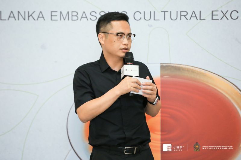 关于这杯茶，敬中斯友谊！“红”遍全球的异姓兄弟在此相遇！的新闻(3)