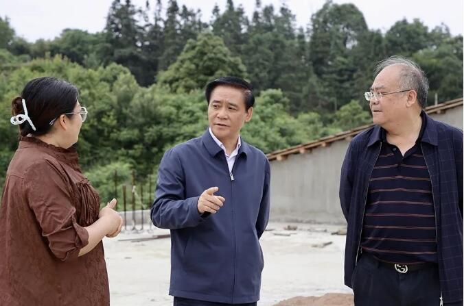 关于赵贡桥到安顺区县调研培育壮大茶产业市场主体工作的资讯